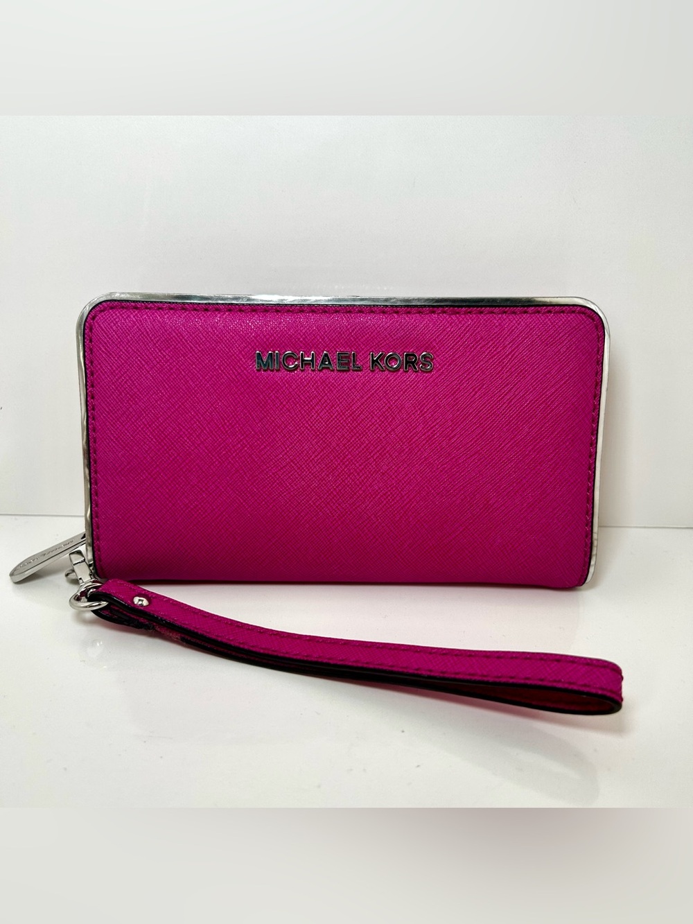Michael Kors Casual Leather Purple/Pink Wristlet/Clutch Wallet with Silver Trim